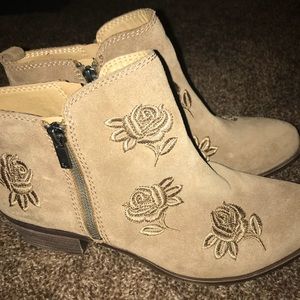 Lucky Brand light brown embroidered booties